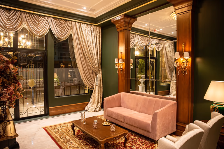 Hollywood Regency Interior Design